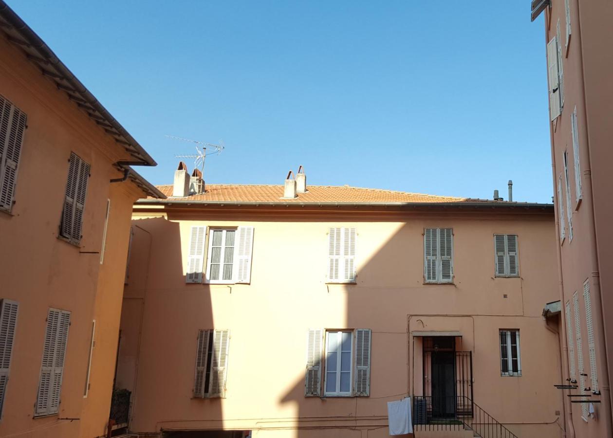 Apartment Superbe 2 Pieces Neuf A 100m De La Menton