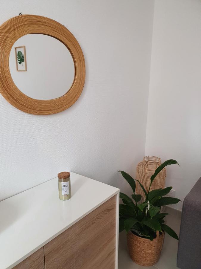Superbe 2 Pieces Neuf A 100m De La Apartment Menton